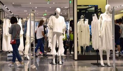 選擇服裝商品進(jìn)銷存軟件，解決輔料銷售行業(yè)痛點