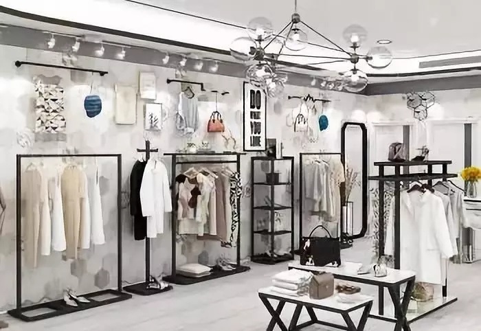 服裝店經(jīng)營(yíng)中，如何不讓顧客說(shuō)衣服“貴”？——服裝輔料銷售策略